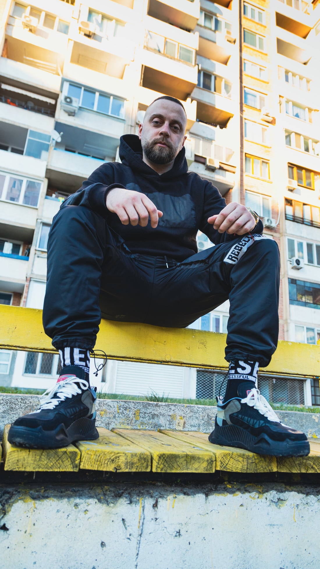 REBBELL TRACK "BLACK EDITION"